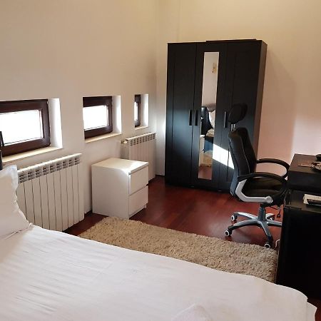 2Bedrooms Mega Mall Monza National.Arena บูคาเรสต์ ภายนอก รูปภาพ